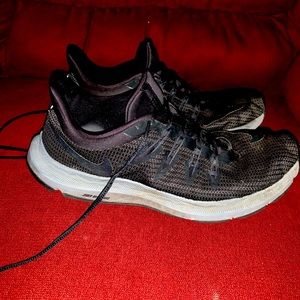 Men’s Nike Queststar Running Shoes